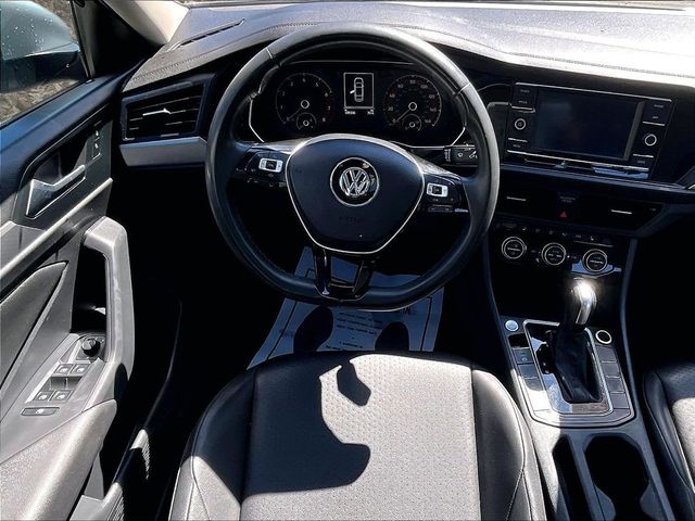 2020 Volkswagen Jetta R-Line