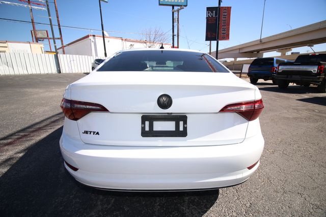 2020 Volkswagen Jetta 1.4T S 1.4T SE 1.4T R-Line | San Antonio, TX | R&L Certified Auto Group 2020 Volkswagen Jetta 1.4T S 1.4T SE 1.4T R-Line | San Antonio, TX | R&L Certified Auto Group