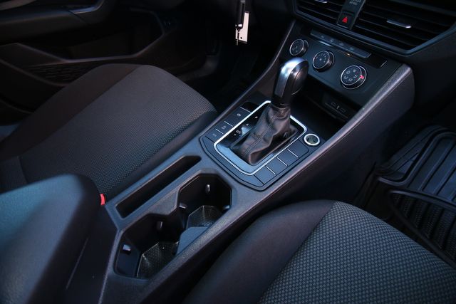 2020 Volkswagen Jetta 1.4T S 1.4T SE 1.4T R-Line | San Antonio, TX | R&L Certified Auto Group 2020 Volkswagen Jetta 1.4T S 1.4T SE 1.4T R-Line | San Antonio, TX | R&L Certified Auto Group