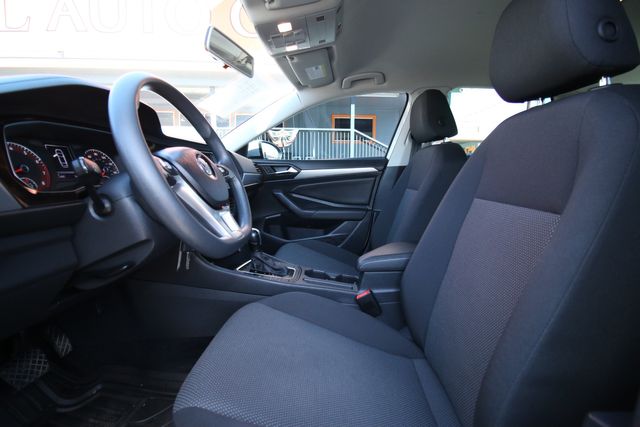 2020 Volkswagen Jetta 1.4T S 1.4T SE 1.4T R-Line | San Antonio, TX | R&L Certified Auto Group 2020 Volkswagen Jetta 1.4T S 1.4T SE 1.4T R-Line | San Antonio, TX | R&L Certified Auto Group