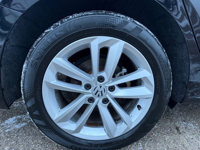 2020 Volkswagen PASSAT SE Leather Sunroof | Canton, Ohio | Ohio Auto Warehouse LLC 2020 Volkswagen PASSAT SE Leather Sunroof | Canton, Ohio | Ohio Auto Warehouse LLC