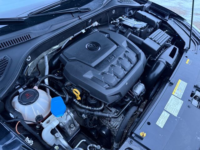 2020 Volkswagen PASSAT SE Leather Sunroof | Canton, Ohio | Ohio Auto Warehouse LLC 2020 Volkswagen PASSAT SE Leather Sunroof | Canton, Ohio | Ohio Auto Warehouse LLC