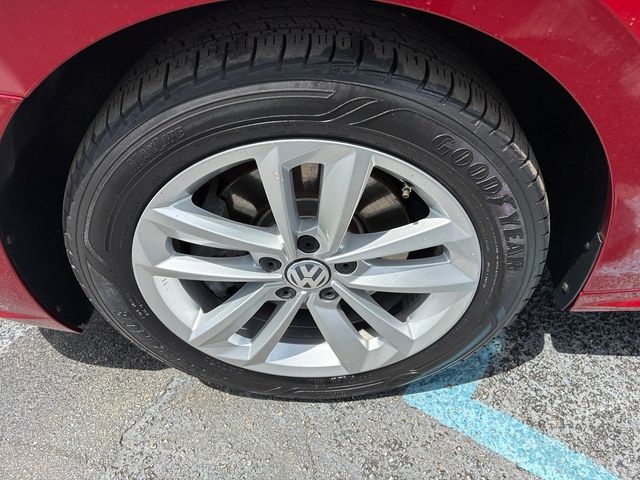 2020 Volkswagen Passat SE