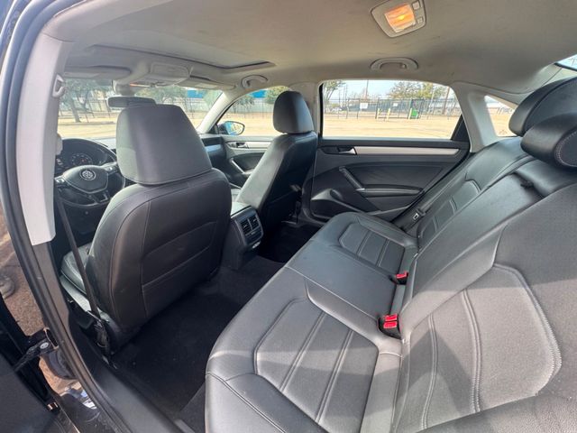 2020 Volkswagen Passat SE | Plano, TX | Schneck Motor Company