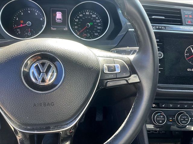 2020 Volkswagen Tiguan SE R-Line Black