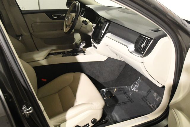 2020 Volvo S60 T5 Momentum | Branford, CT | Sound Auto Wholesalers