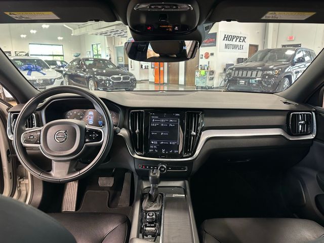 2020 Volvo S60 T5 Momentum