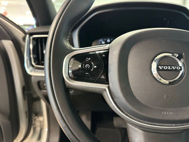 2020 Volvo S60 T5 Momentum