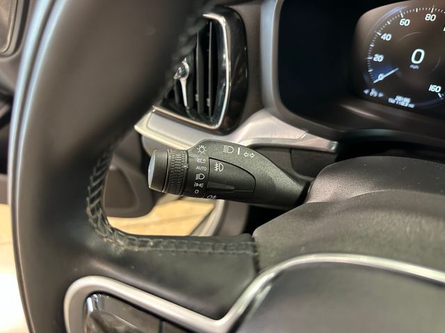 2020 Volvo S60 T5 Momentum