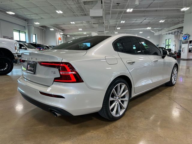 2020 Volvo S60 T5 Momentum