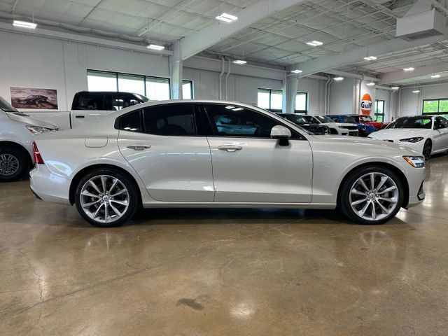 2020 Volvo S60 T5 Momentum