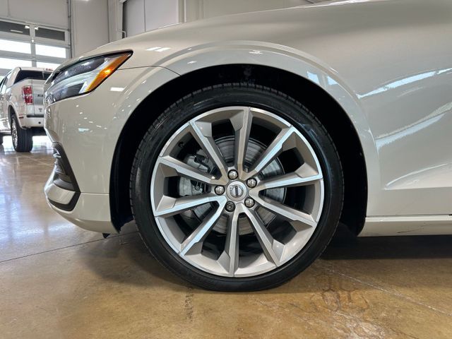 2020 Volvo S60 T5 Momentum