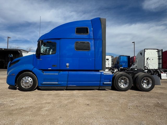 2020 Volvo VNL860  | Dallas, TX | Infinity Trucks