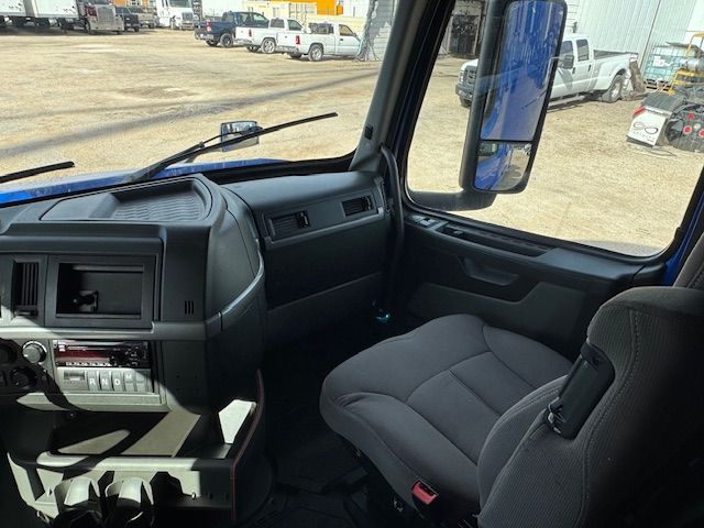 2020 Volvo VNL860 | Dallas, TX | Infinity Trucks 2020 Volvo VNL860 | Dallas, TX | Infinity Trucks