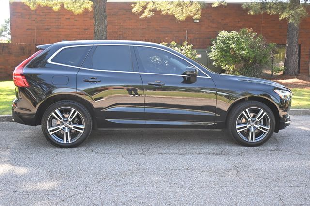 2020 Volvo XC60 T5 Momentum