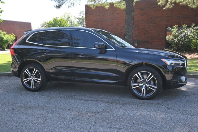 2020 Volvo XC60 T5 Momentum