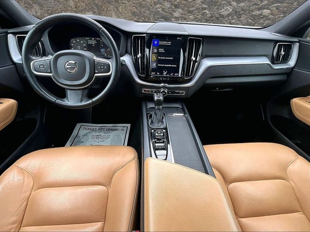 2020 Volvo XC60 T5 Momentum