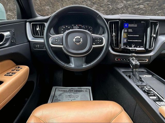 2020 Volvo XC60 T5 Momentum