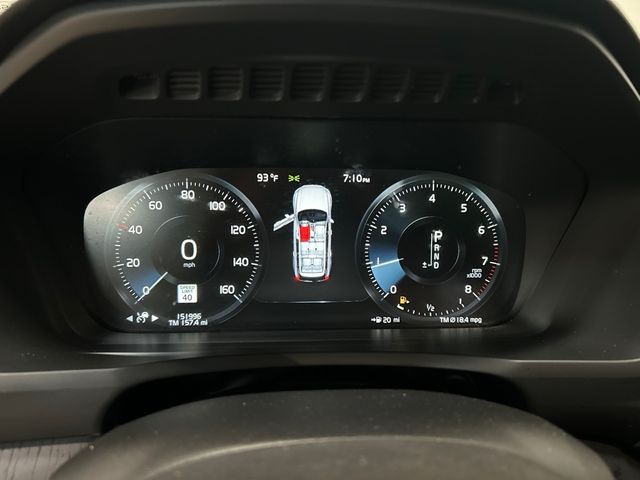 2020 Volvo XC90 T6 MOMENTUM 7-PASSENGER
