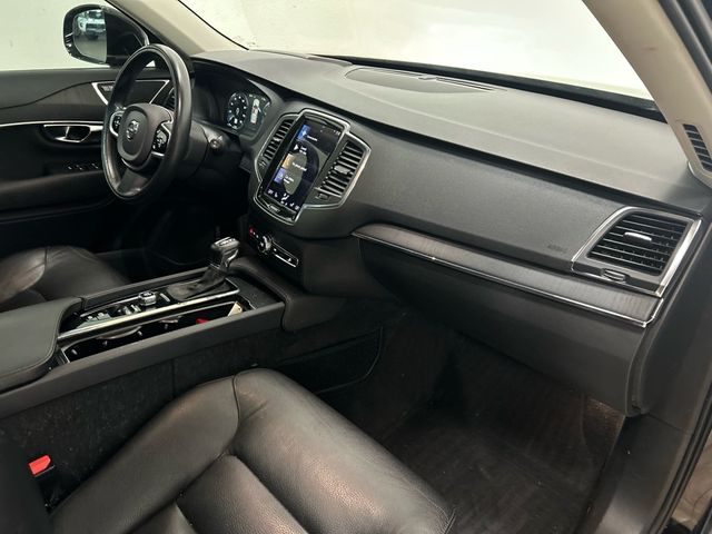 2020 Volvo XC90 T6 MOMENTUM 7-PASSENGER