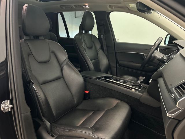 2020 Volvo XC90 T6 MOMENTUM 7-PASSENGER
