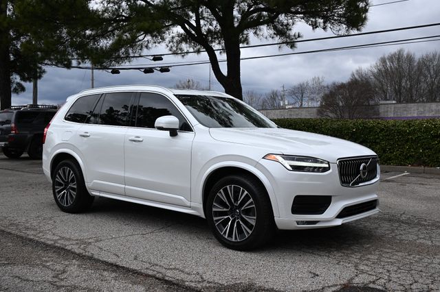 2020 Volvo XC90 T6 Momentum 6-Passenger