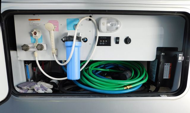 2020 Winnebago Adventurer WFF30T