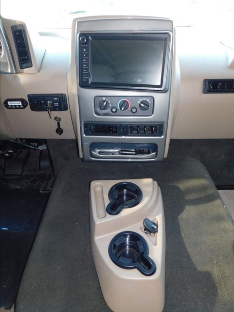 2020 Winnebago Adventurer WFF30T