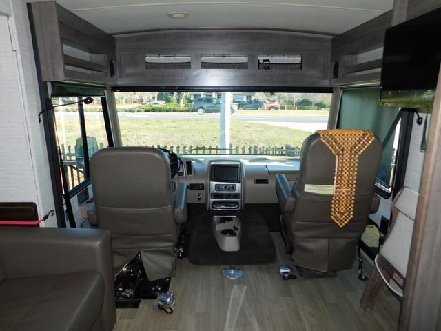 2020 Winnebago Adventurer WFF30T