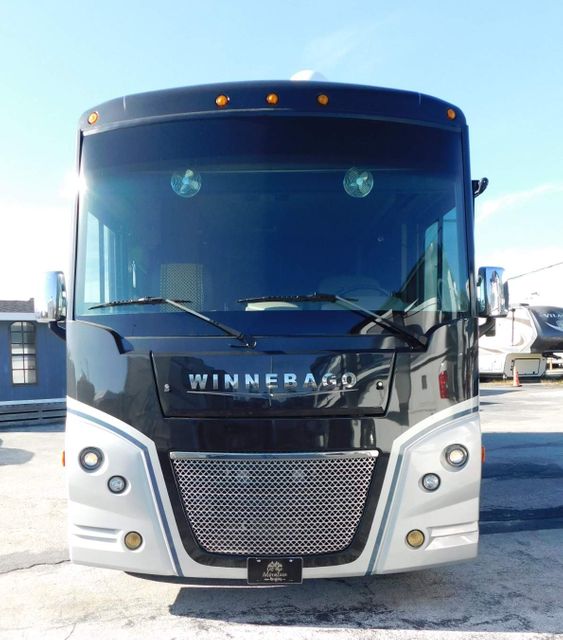 2020 Winnebago Adventurer WFF30T