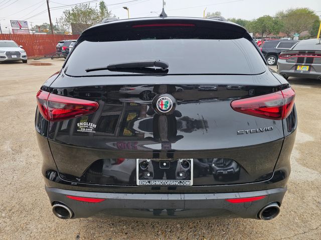 2021 Alfa Romeo Stelvio Sprint | Brownsville TX | English Motors 2021 Alfa Romeo Stelvio Sprint | Brownsville TX | English Motors