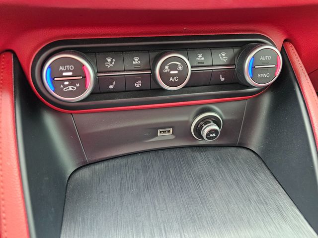 2021 Alfa Romeo Stelvio Sprint | Brownsville TX | English Motors 2021 Alfa Romeo Stelvio Sprint | Brownsville TX | English Motors