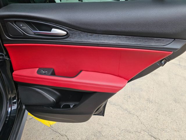 2021 Alfa Romeo Stelvio Sprint | Brownsville TX | English Motors 2021 Alfa Romeo Stelvio Sprint | Brownsville TX | English Motors