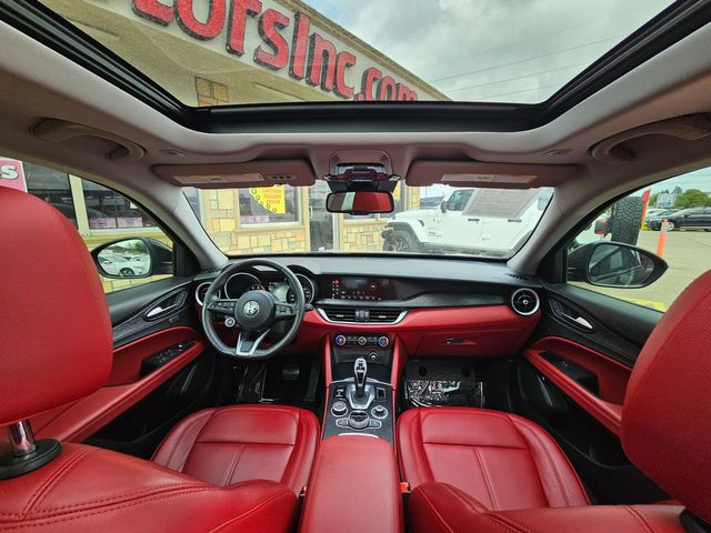 2021 Alfa Romeo Stelvio Sprint | Brownsville TX | English Motors 2021 Alfa Romeo Stelvio Sprint | Brownsville TX | English Motors