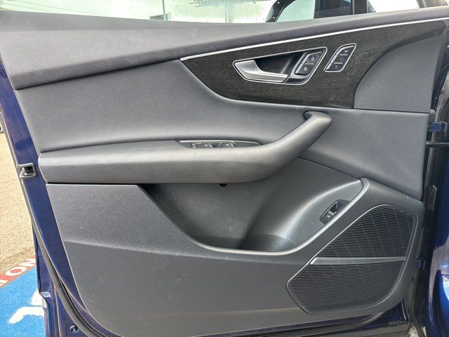 2021 Audi Q7 quattro Premium Plus 55 TFSI | San Antonio, TX | Clear Choice Automotive South 2021 Audi Q7 quattro Premium Plus 55 TFSI | San Antonio, TX | Clear Choice Automotive South