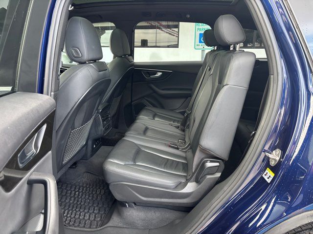 2021 Audi Q7 quattro Premium Plus 55 TFSI | San Antonio, TX | Clear Choice Automotive South 2021 Audi Q7 quattro Premium Plus 55 TFSI | San Antonio, TX | Clear Choice Automotive South