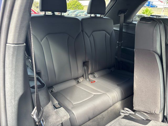 2021 Audi Q7 quattro Premium Plus 55 TFSI | San Antonio, TX | Clear Choice Automotive South 2021 Audi Q7 quattro Premium Plus 55 TFSI | San Antonio, TX | Clear Choice Automotive South