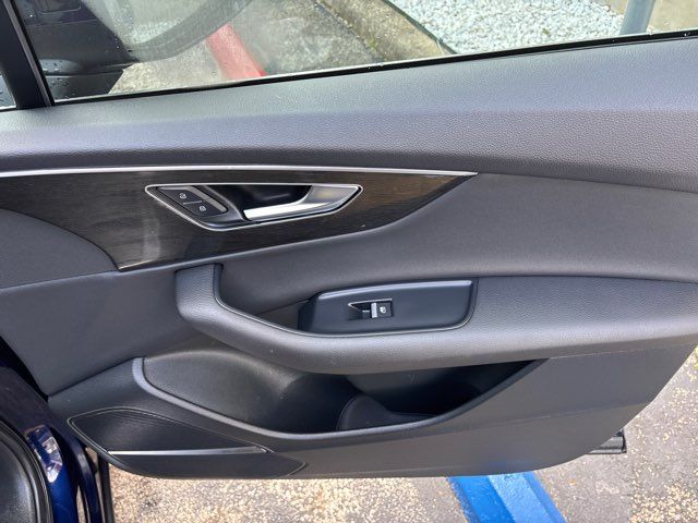 2021 Audi Q7 quattro Premium Plus 55 TFSI | San Antonio, TX | Clear Choice Automotive South 2021 Audi Q7 quattro Premium Plus 55 TFSI | San Antonio, TX | Clear Choice Automotive South