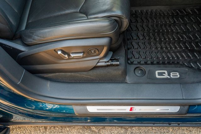 2021 Audi Q8 QUATTRO Prestige 55 TFSI / AWD / LUXURY / LOADED | Austin, TX | Rocky Mountain Truck Stop Austin 2021 Audi Q8 QUATTRO Prestige 55 TFSI / AWD / LUXURY / LOADED | Austin, TX | Rocky Mountain Truck Stop Austin