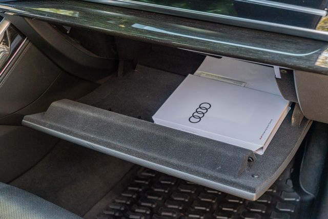 2021 Audi Q8 QUATTRO Prestige 55 TFSI / AWD / LUXURY / LOADED | Austin, TX | Rocky Mountain Truck Stop Austin 2021 Audi Q8 QUATTRO Prestige 55 TFSI / AWD / LUXURY / LOADED | Austin, TX | Rocky Mountain Truck Stop Austin