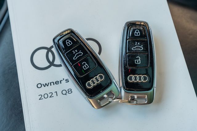 2021 Audi Q8 QUATTRO Prestige 55 TFSI / AWD / LUXURY / LOADED | Austin, TX | Rocky Mountain Truck Stop Austin 2021 Audi Q8 QUATTRO Prestige 55 TFSI / AWD / LUXURY / LOADED | Austin, TX | Rocky Mountain Truck Stop Austin
