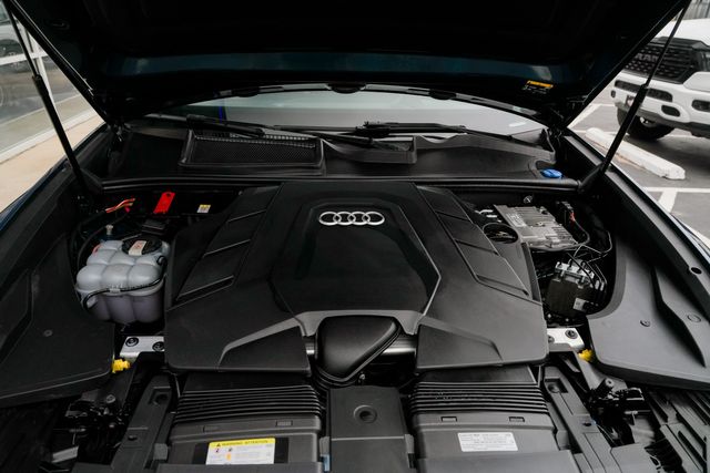 2021 Audi Q8 QUATTRO Prestige 55 TFSI / AWD / LUXURY / LOADED | Austin, TX | Rocky Mountain Truck Stop Austin