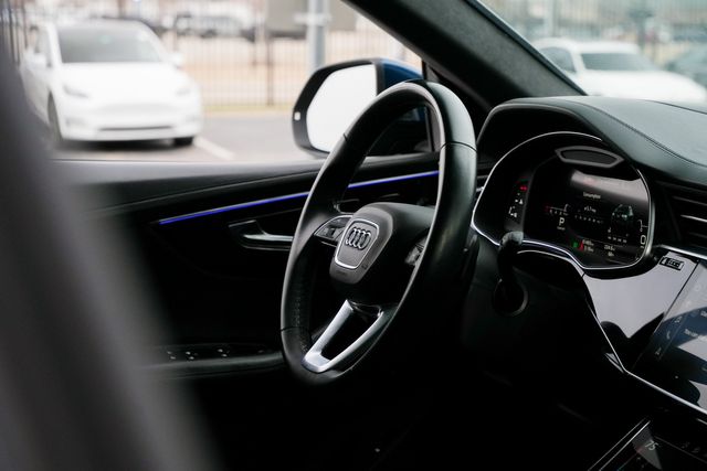 2021 Audi Q8 QUATTRO Prestige 55 TFSI / AWD / LUXURY / LOADED | Austin, TX | Rocky Mountain Truck Stop Austin