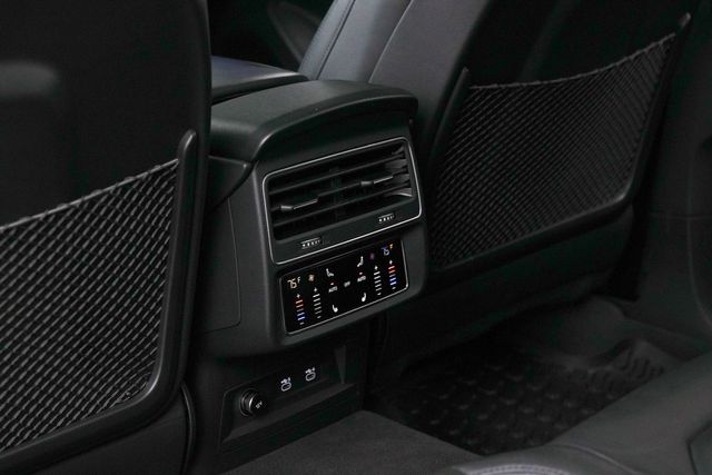 2021 Audi Q8 QUATTRO Prestige 55 TFSI / AWD / LUXURY / LOADED | Austin, TX | Rocky Mountain Truck Stop Austin