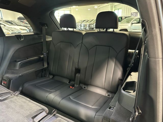2021 Audi SQ7 Premium Plus quattro | Irving, Texas | Hopper Motorplex 2021 Audi SQ7 Premium Plus quattro | Irving, Texas | Hopper Motorplex
