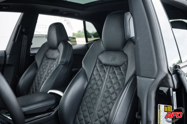 2021 Audi SQ8 4.0T quattro Premium Plus 2021 Audi SQ8 4.0T quattro Premium Plus