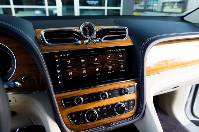 2021 Bentley Bentayga V8 Mansory Widebody | Orlando, FL | Ultimate Auto 2021 Bentley Bentayga V8 Mansory Widebody | Orlando, FL | Ultimate Auto