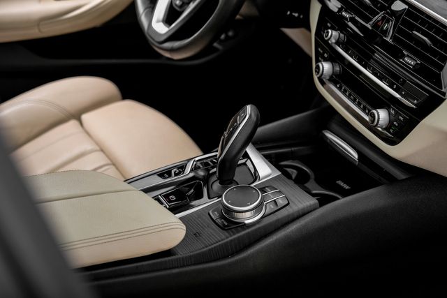 2021 BMW 5 Series 530i xDrive PremiumPkg DrvrAsstPkg AeroKit | Dallas, TX | Stevens Motor Company LLC 2021 BMW 5 Series 530i xDrive PremiumPkg DrvrAsstPkg AeroKit | Dallas, TX | Stevens Motor Company LLC