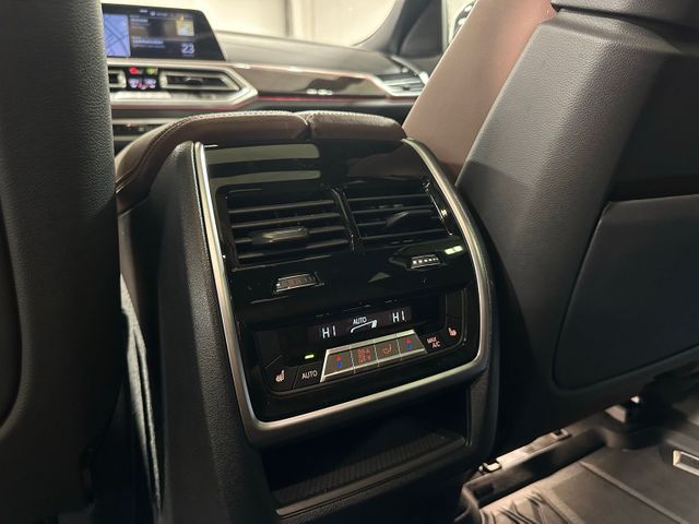 2021 BMW X6 xDrive40i AWD Executive Package M Sport Sky Lou... | Irving, Texas | Hopper Motorplex 2021 BMW X6 xDrive40i AWD Executive Package M Sport Sky Lou... | Irving, Texas | Hopper Motorplex