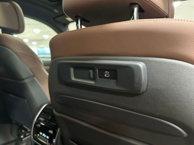 2021 BMW X6 xDrive40i AWD Executive Package M Sport Sky Lou... | Irving, Texas | Hopper Motorplex 2021 BMW X6 xDrive40i AWD Executive Package M Sport Sky Lou... | Irving, Texas | Hopper Motorplex